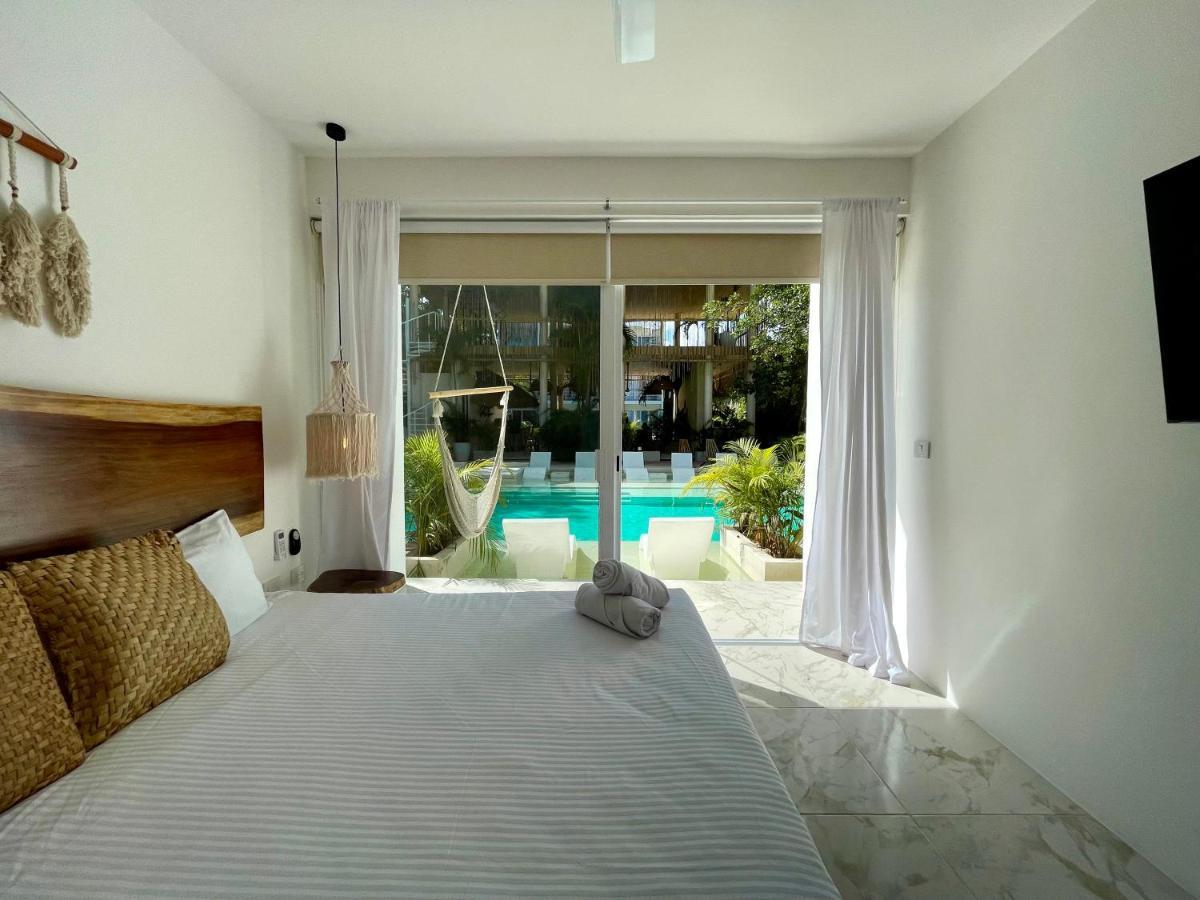 Beautiful Swim-Up Studio With Private Terrace, Pool And Jungle Gym 图卢姆 外观 照片