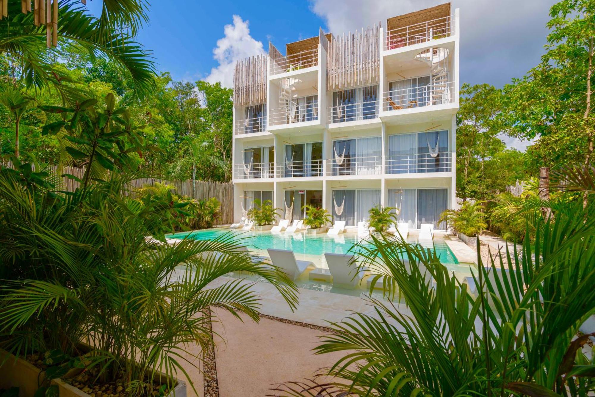 Beautiful Swim-Up Studio With Private Terrace, Pool And Jungle Gym 图卢姆 外观 照片